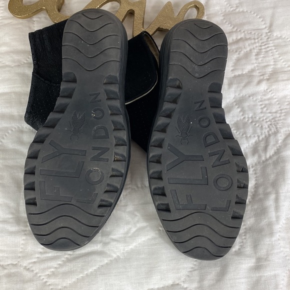 Fly London Yala Perf Suede Open Toe Wedge Sandals - Picture 6 of 10